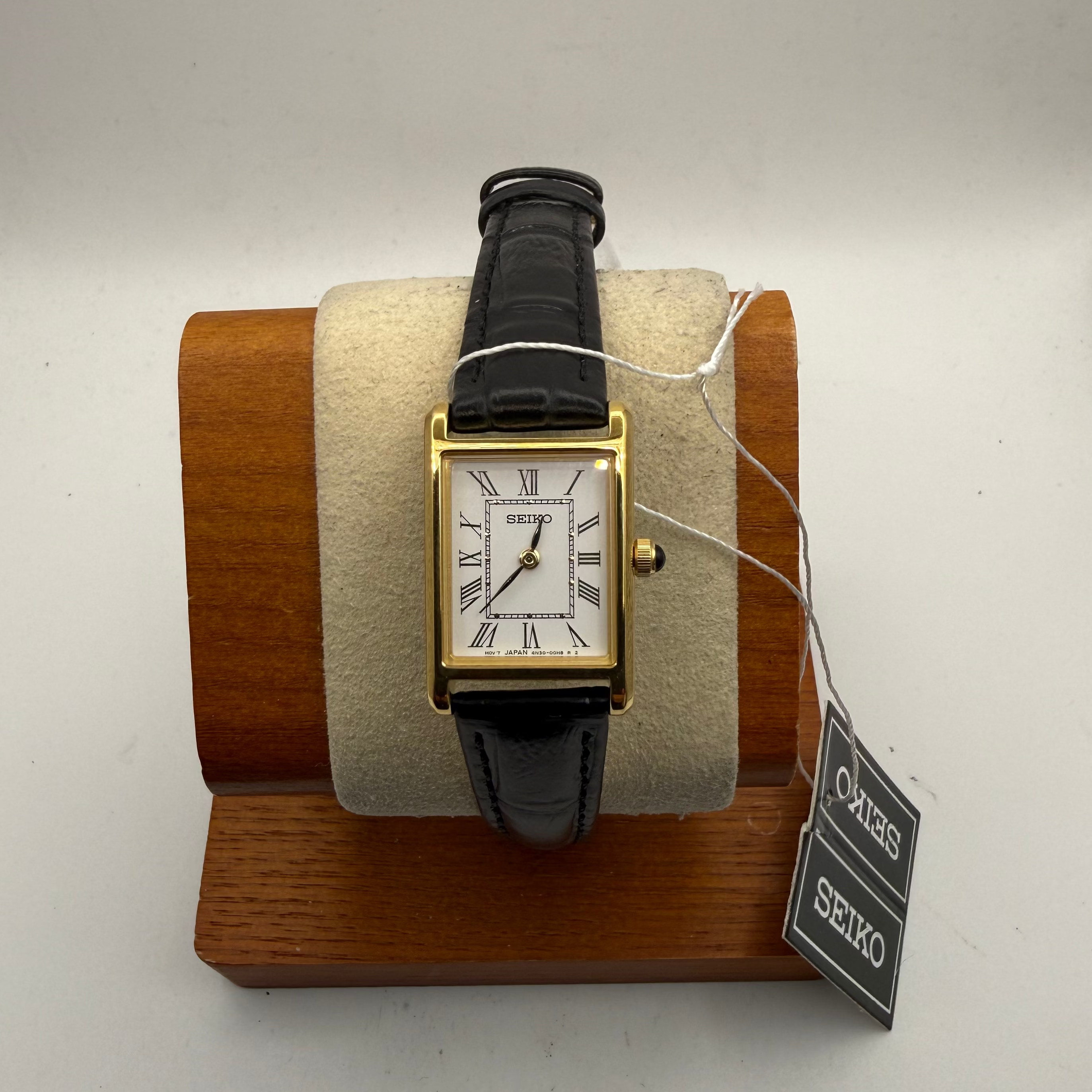 Seiko SWR054P1 Ladies Tank Watch Gold Tone Rectangular Dress Watch (As New With Tags)- £85.00