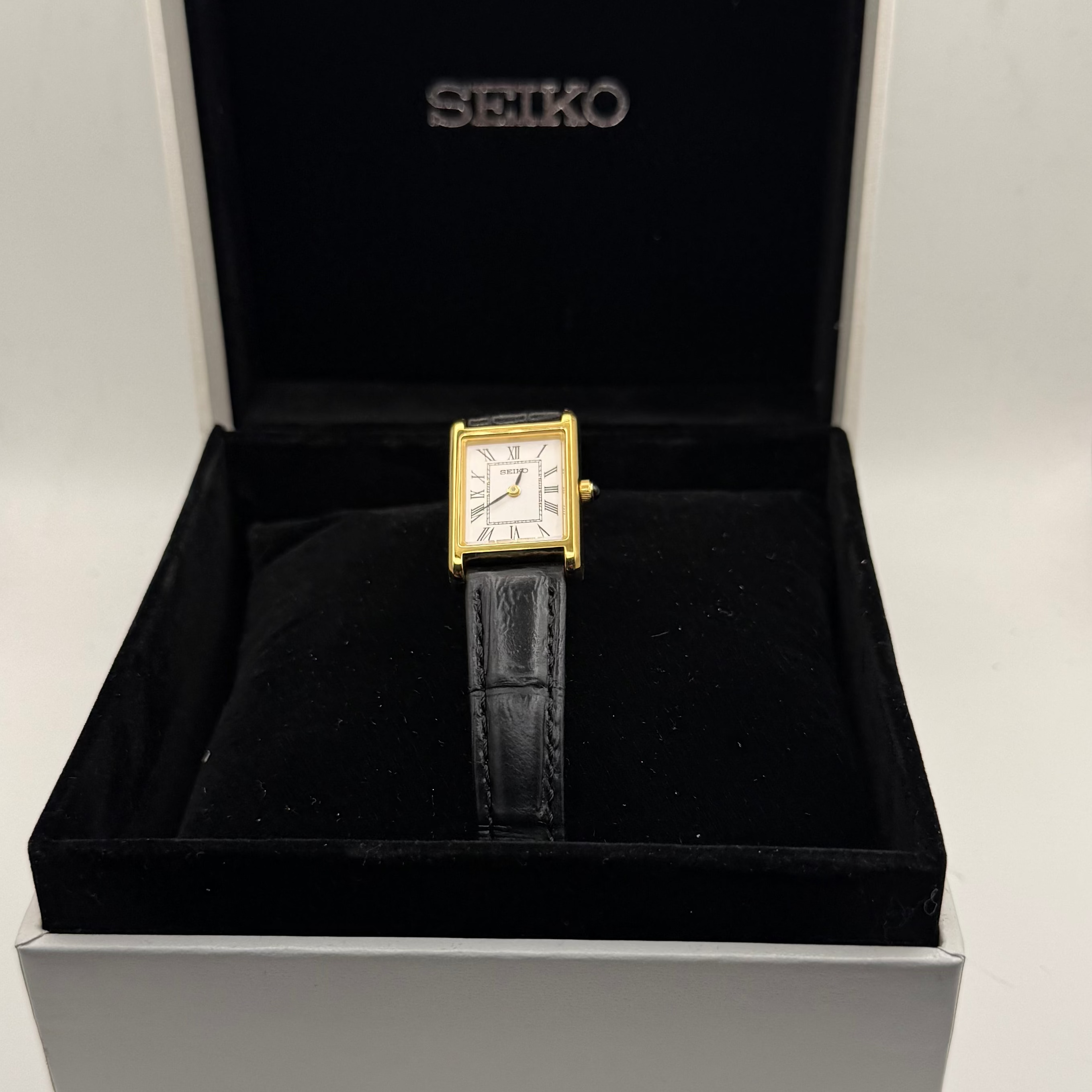Seiko SWR054P1 Ladies Tank Watch Gold Tone Rectangular Dress Watch (As New With Tags)- £85.00
