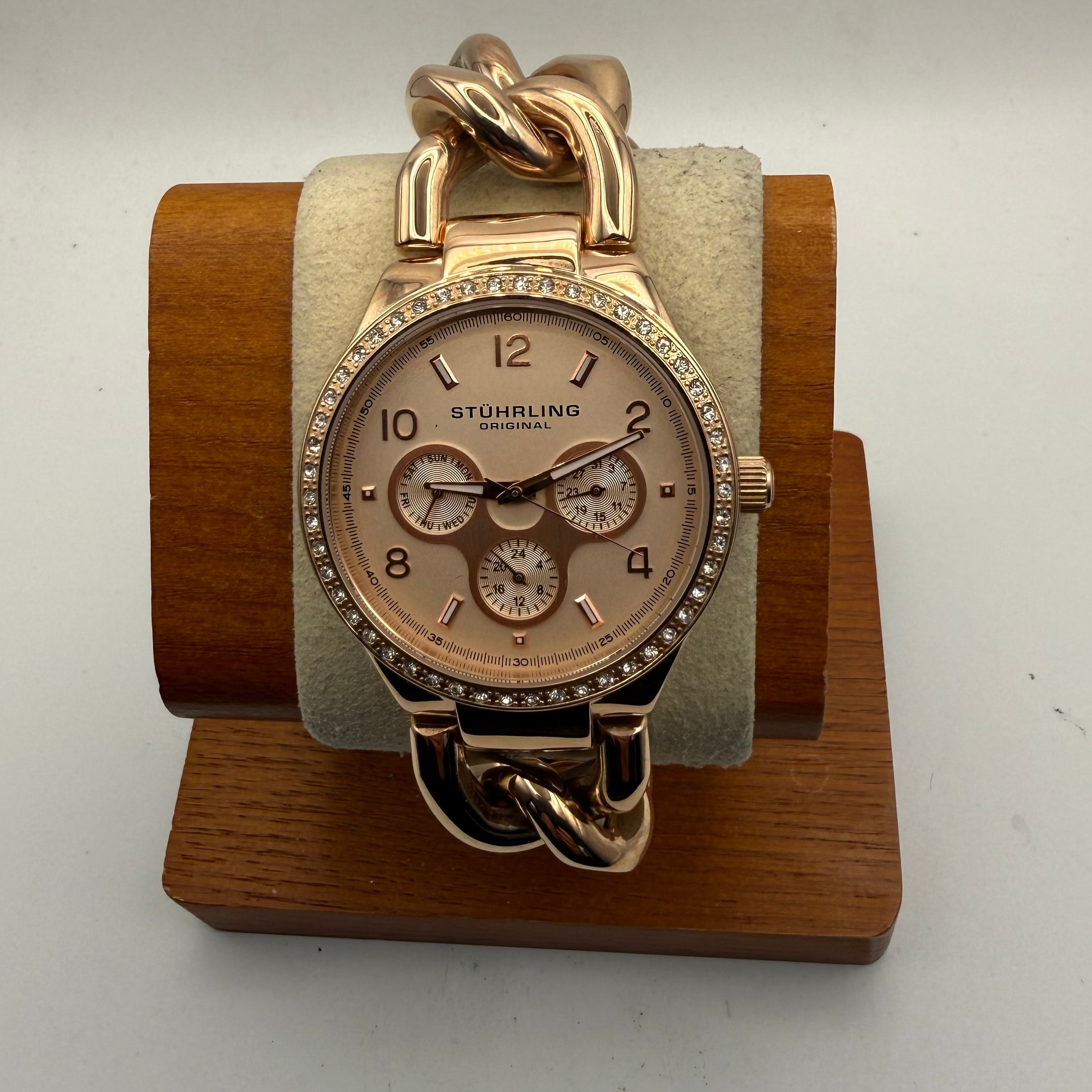 Stuhrling Original Ladies Rose Gold Crystal Set Chain Bracelet Watch – Full Set- £70.00