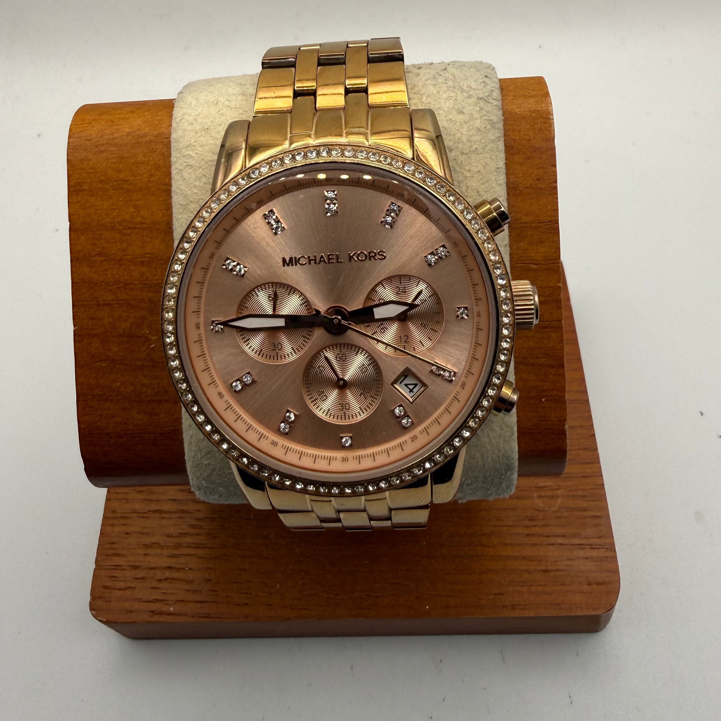 Michael Kors Rose Gold Chronograph Crystal Bezel Ladies Watch MK-6343- £55.00