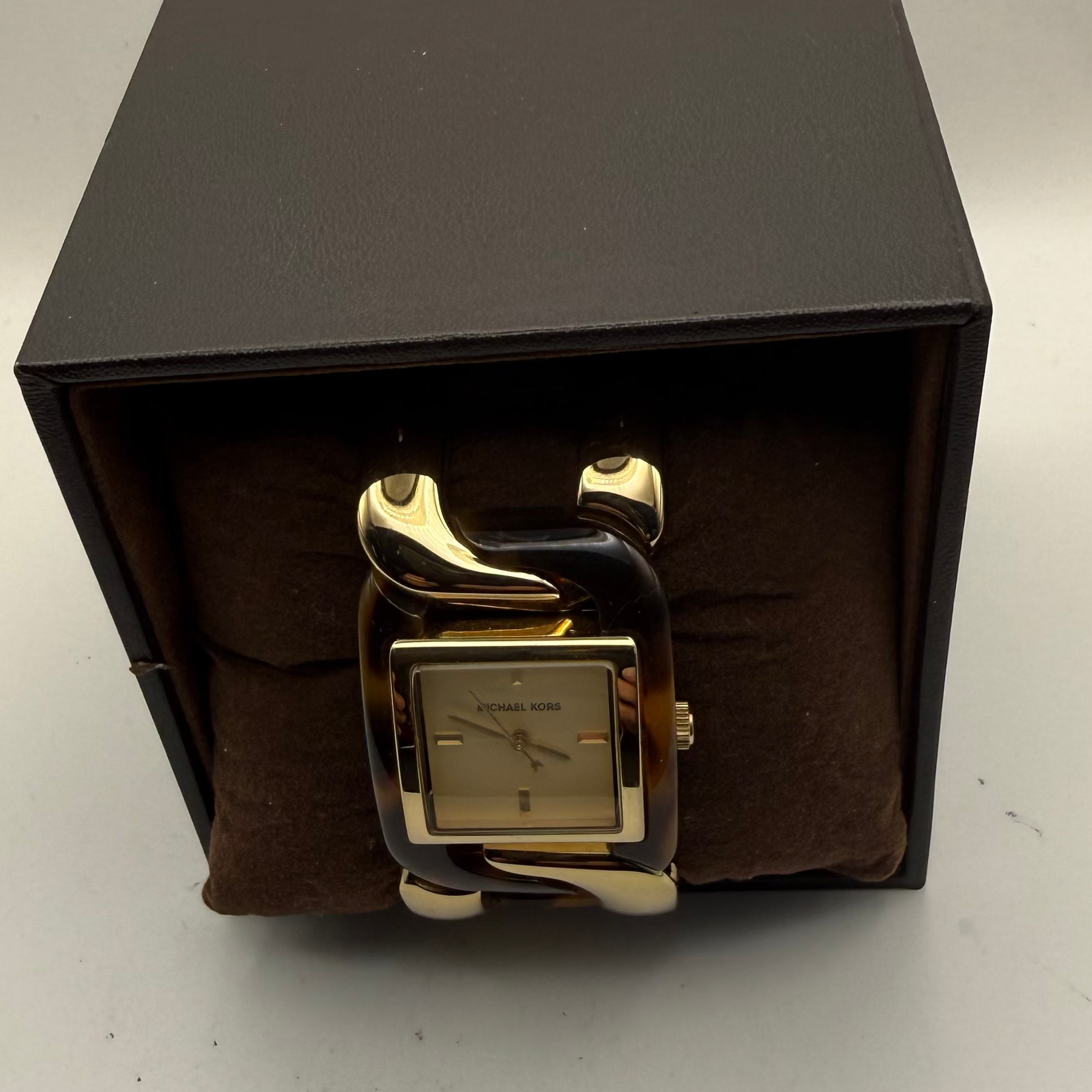 Michael Kors Ladies Tortoise Shell & Gold Tone Watch MK-4229- £50.00