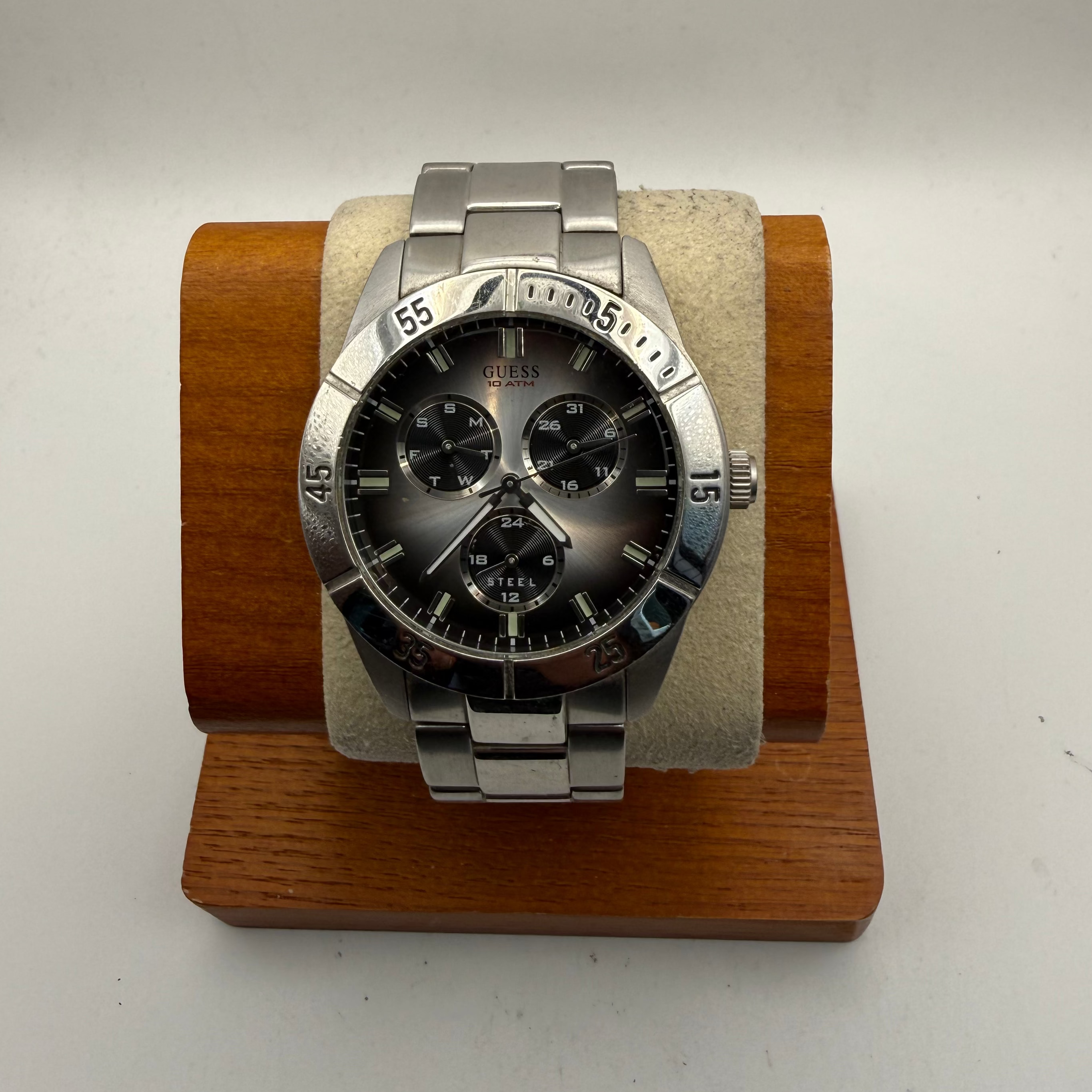 Guess Steel 10 ATM Multi Dial Watch – 42.5mm – 19cm Bracelet – Pre Loved – Fully Tested & Working- £40.00