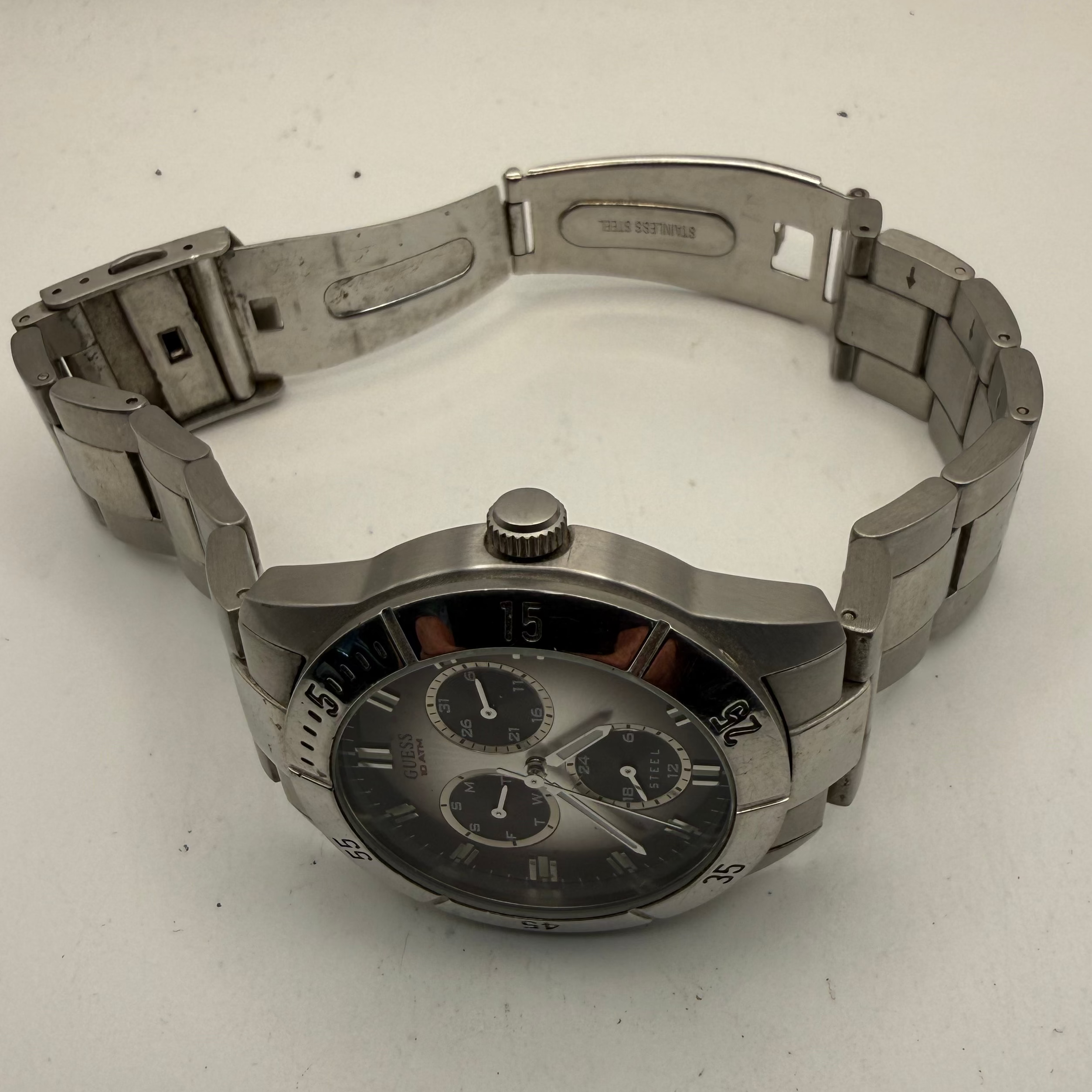 Guess Steel 10 ATM Multi Dial Watch – 42.5mm – 19cm Bracelet – Pre Loved – Fully Tested & Working- £40.00
