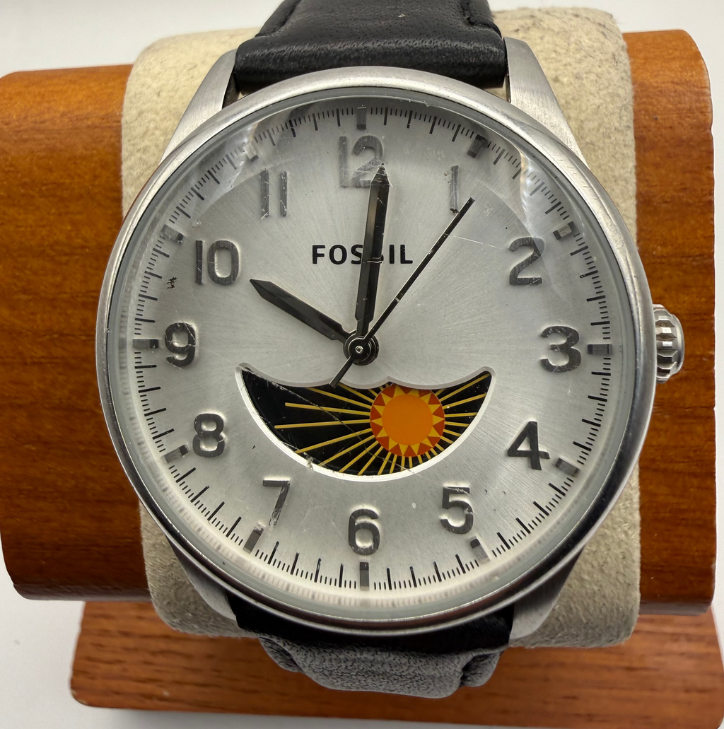 Fossil Sun & Moon Dial Quartz Watch 41mm Black Leather Strap- £40.00
