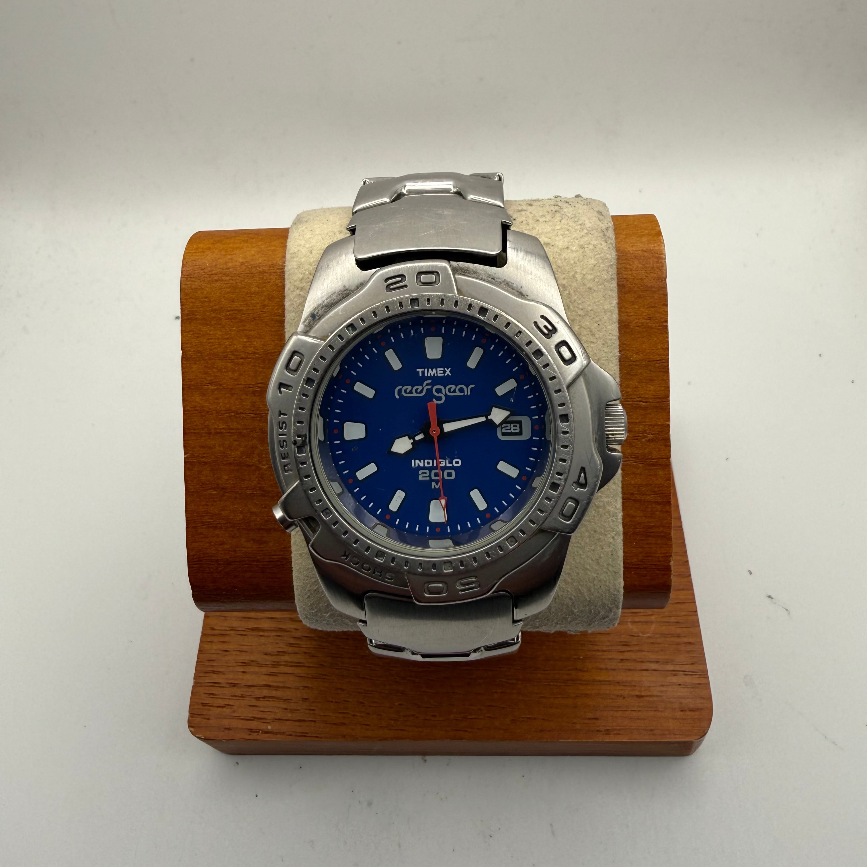 Timex Reef Gear Indiglo 200M Diver Style Watch- £45.00