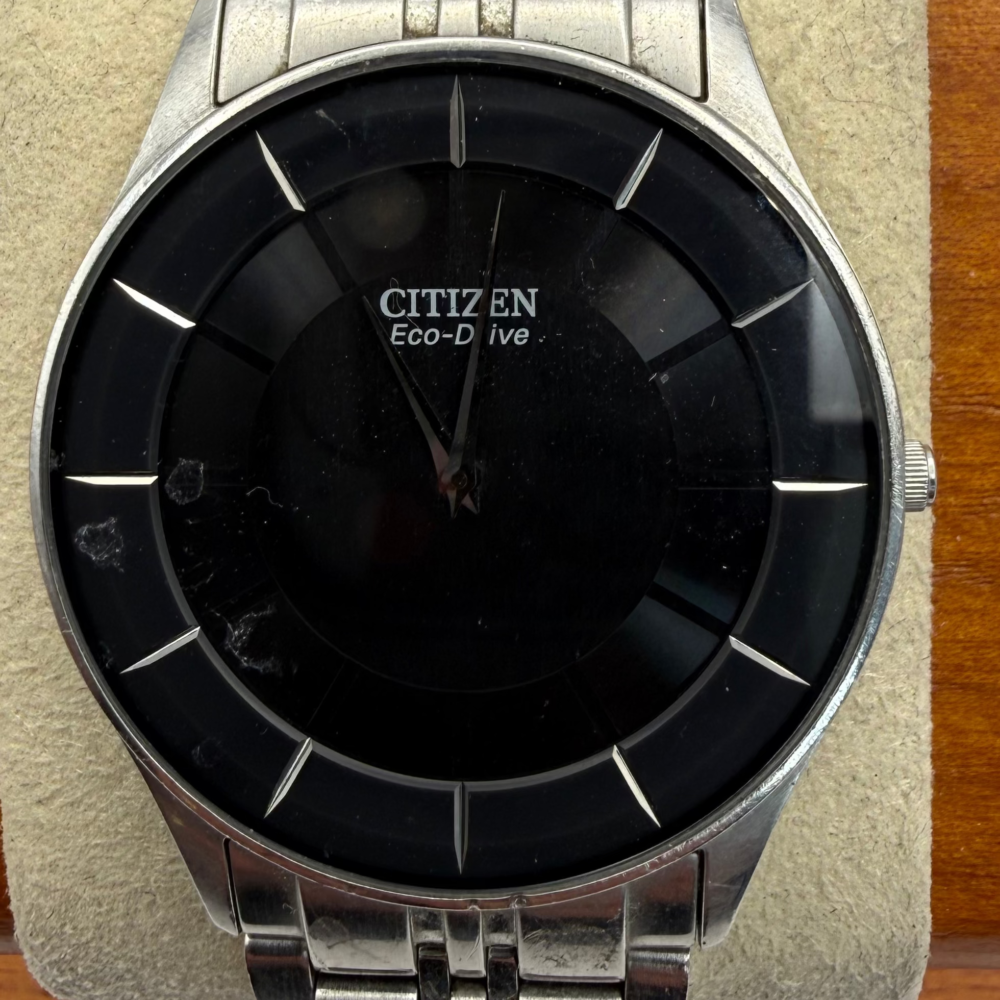 Citizen Eco-Drive Ultra Slim Black Dial Watch 38mm Original Box (Fully Tested and Working)- £90.00