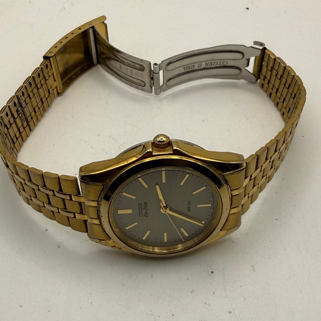 Citizen Eco-Drive WR50 Gold Tone Bracelet Watch 37mm Fully Serviced- £80.00