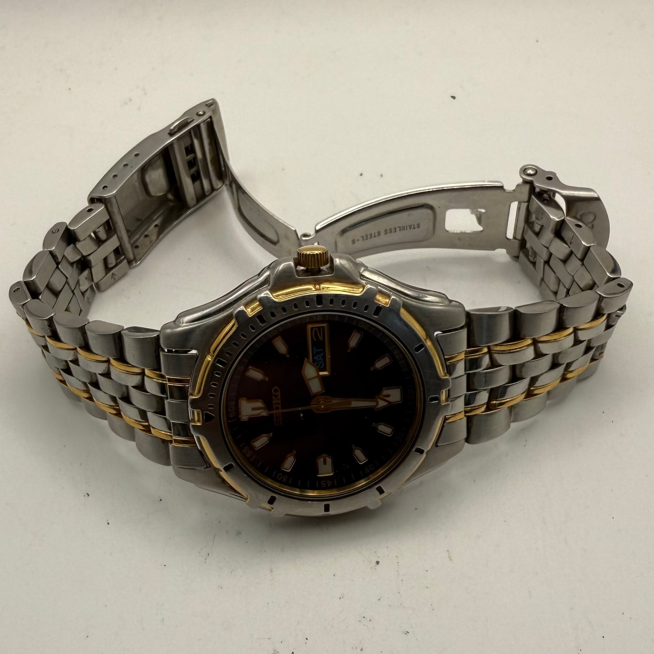 Seiko Sports 100 Two Tone Diver Style Watch – Blue Dial – Fully Serviced- £120.00