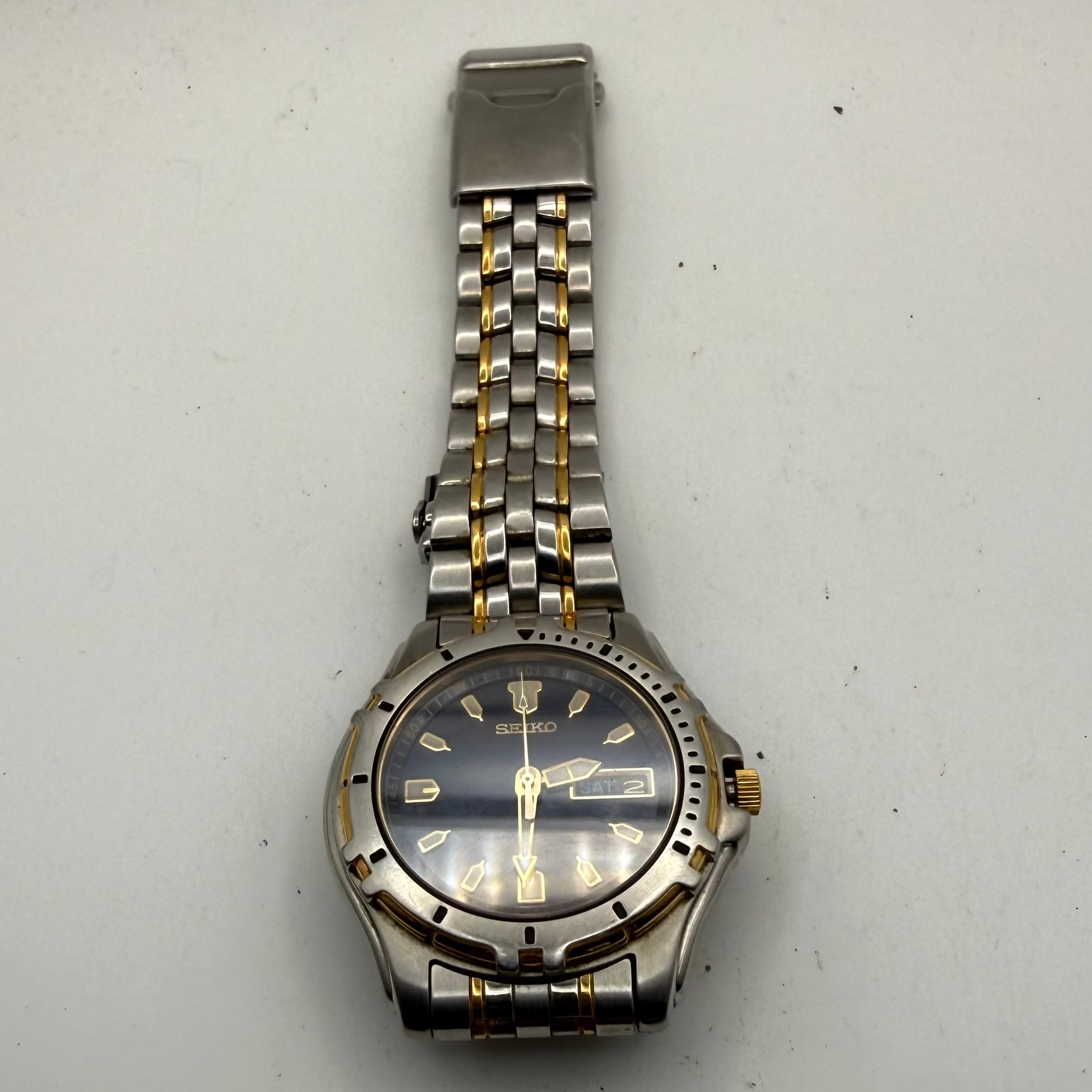 Seiko Sports 100 Two Tone Diver Style Watch – Blue Dial – Fully Serviced- £120.00