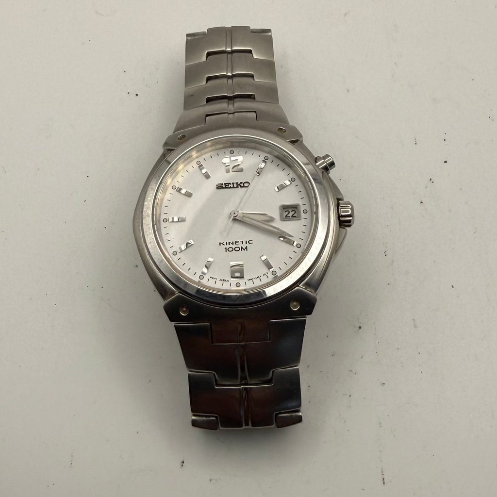Seiko Kinetic 100M – White Dial – Fully Serviced – New Capacitor- £100.00