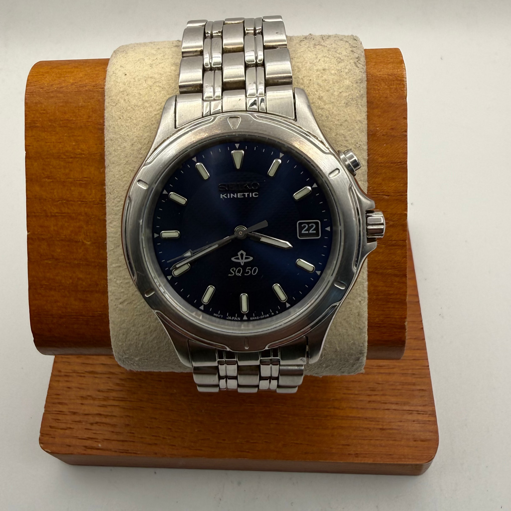 Seiko Kinetic SQ50 5M42-0F08 Blue Dial Stainless Steel Watch – August 2001- £139.99
