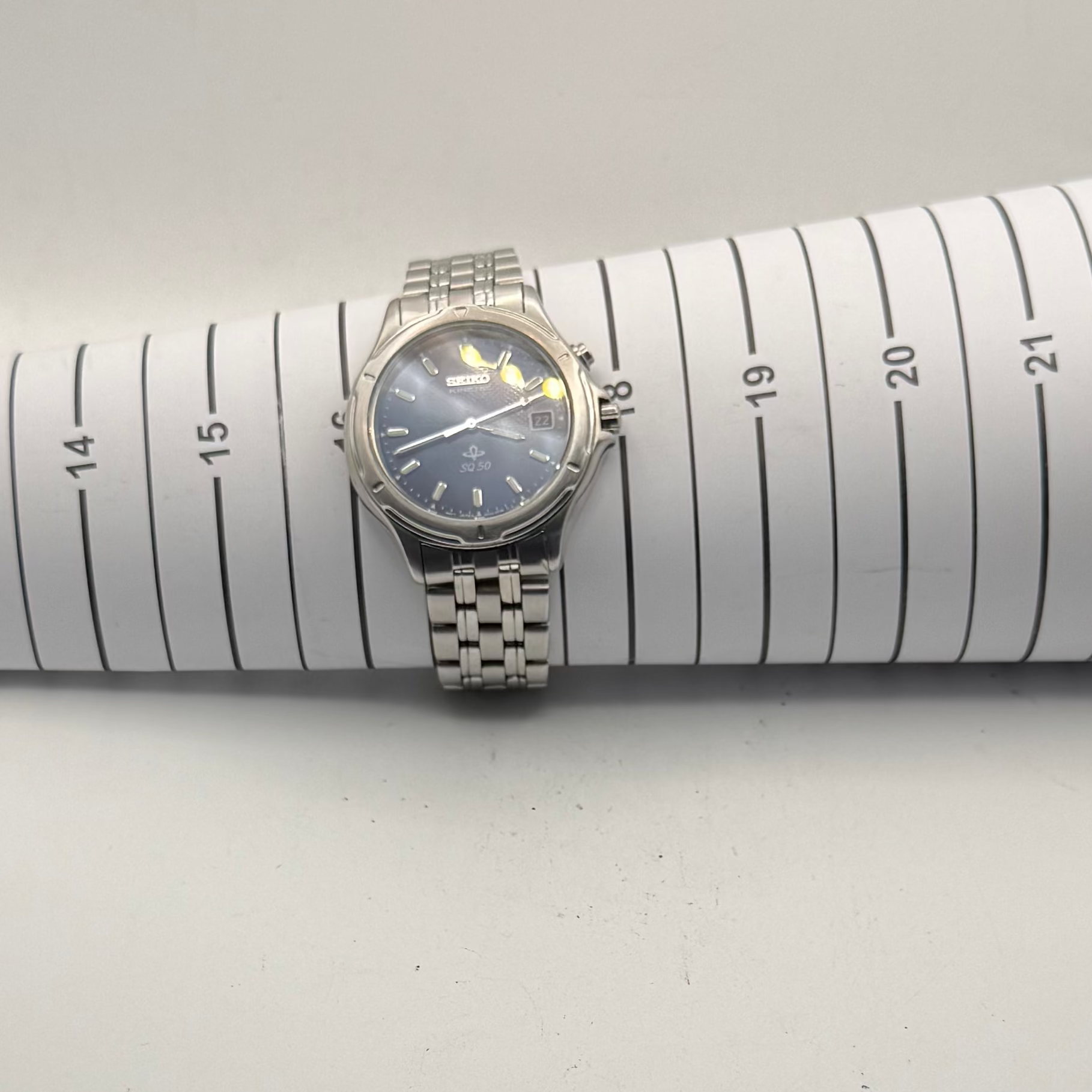 Seiko Kinetic SQ50 5M42-0F08 Blue Dial Stainless Steel Watch – August 2001- £139.99