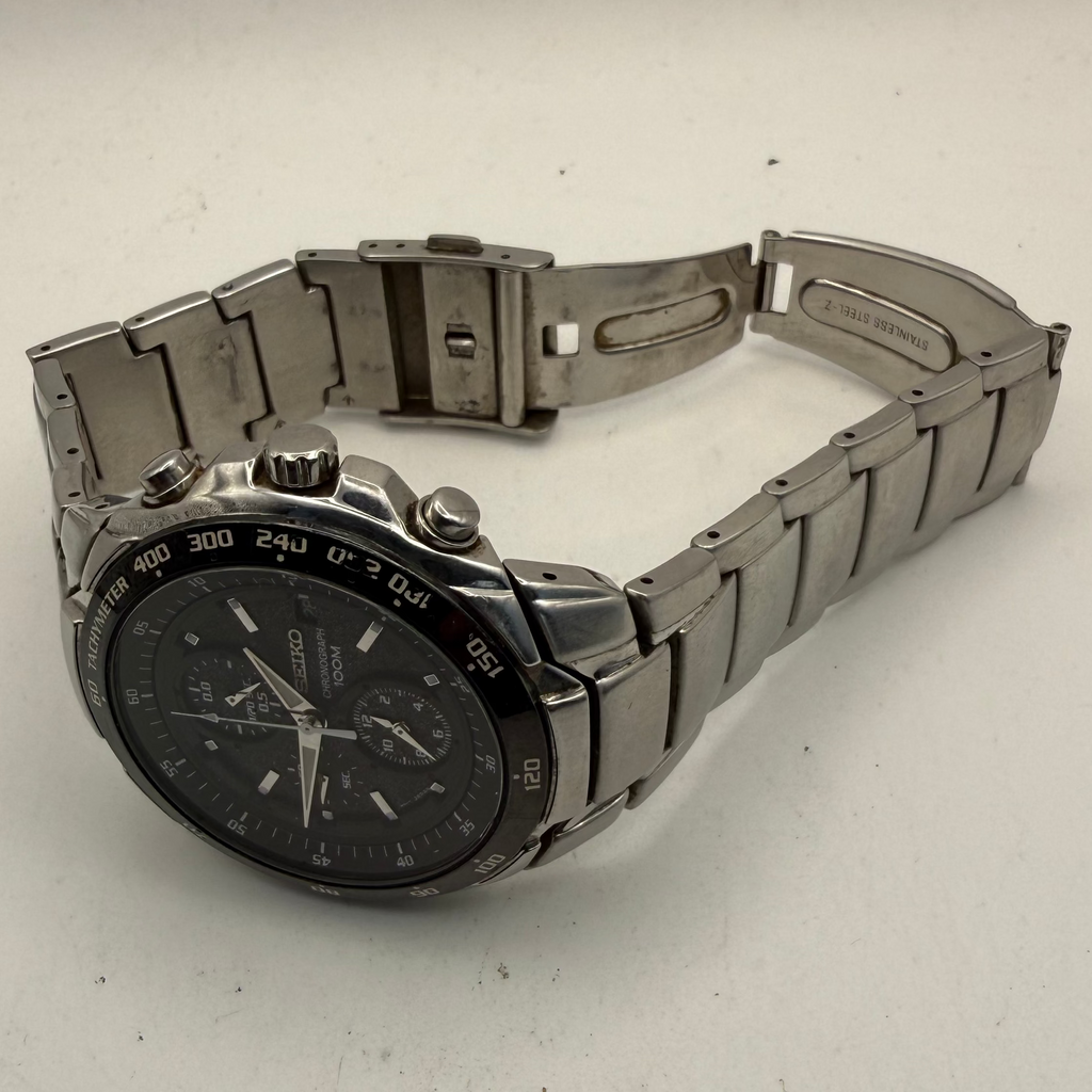 Seiko Chronograph 100M Quartz Men’s Watch 7T92-0HE0- £120.00