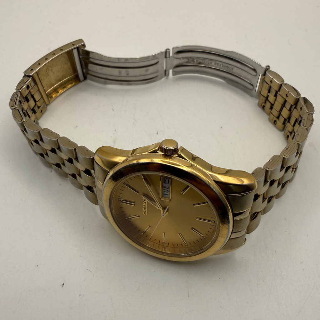 Seiko 7N43-0AB8 Gold Dial Quartz Day Date Watch Full Set Box Papers Receipt 2008- £50.00