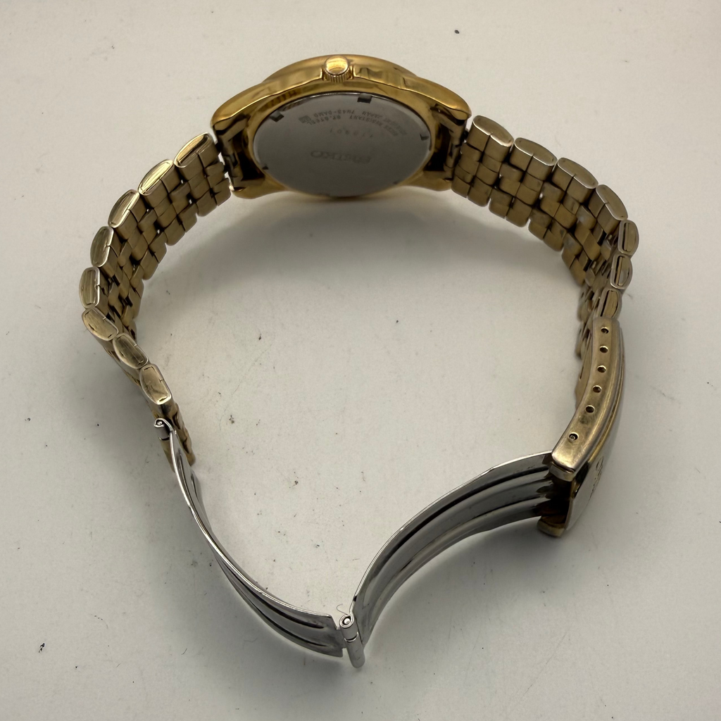 Seiko 7N43-0AB8 Gold Dial Quartz Day Date Watch Full Set Box Papers Receipt 2008- £50.00