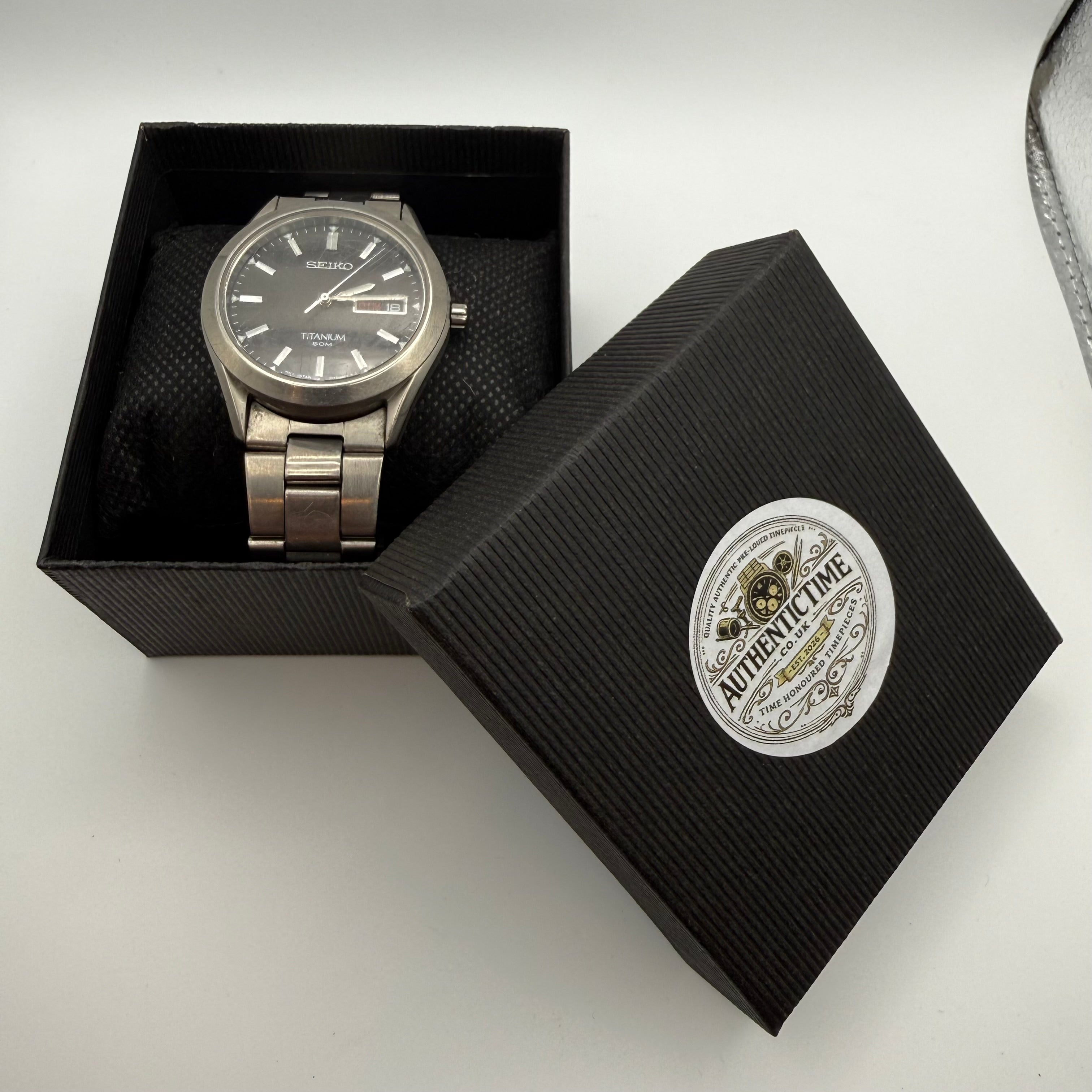Seiko Titanium 50M Day-Date- £79.99