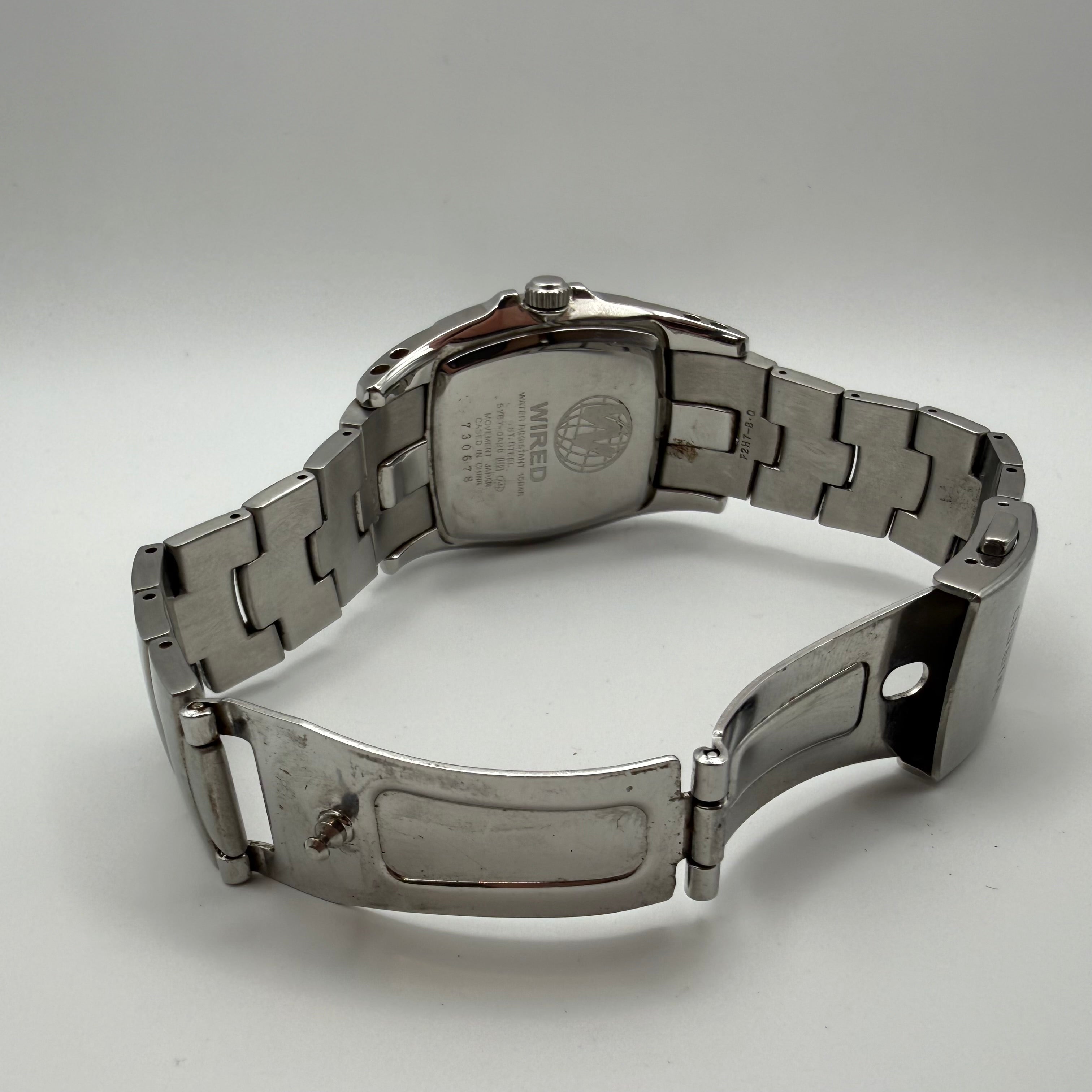Seiko Wired 5Y67-0AB0 Stainless Steel Multifunction Quartz Watch- £59.95