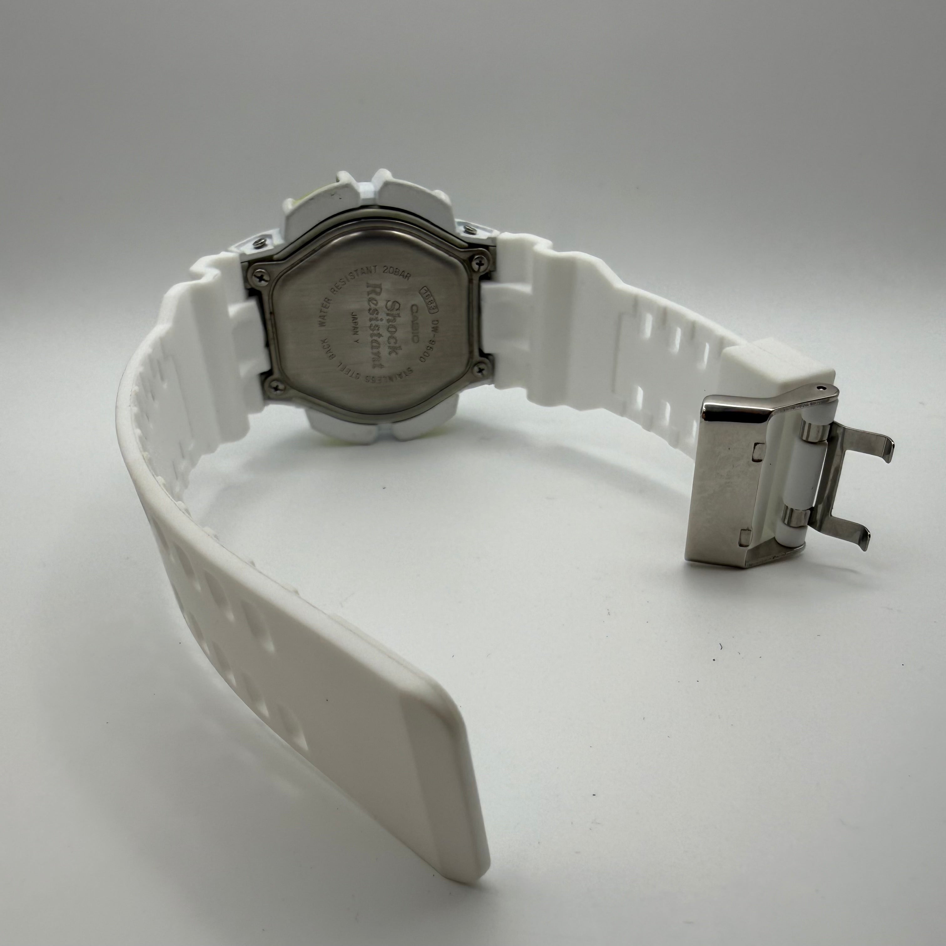 Casio G-Shock DW-9500 “Fox Fire” – c.1997-£99.99