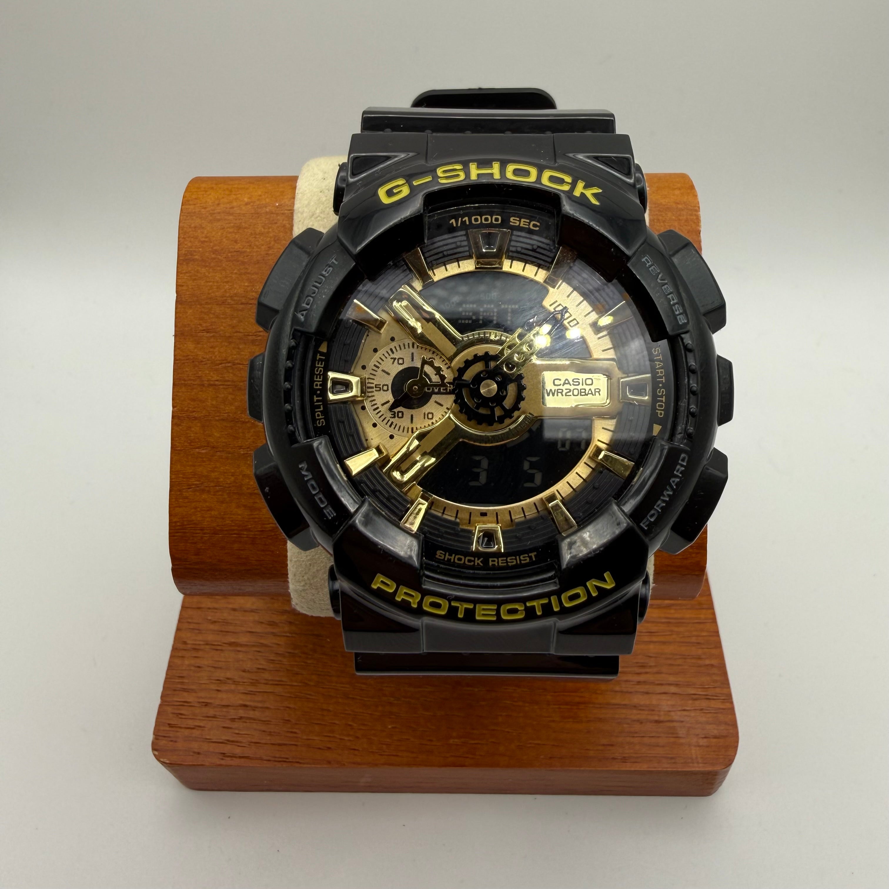 Casio G-SHOCK GA-110GB-1AER – Black & Gold- £99.99