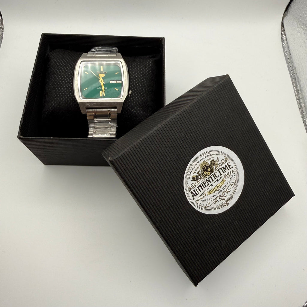 Seiko Automatic 8714-3035 – July 1979 – Green Dial – Vintage TV Case- £114.99