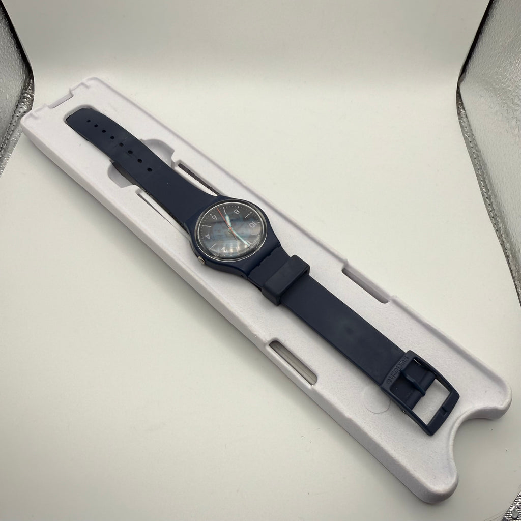 Swatch Swiss watch presented in as new condition- £44.99