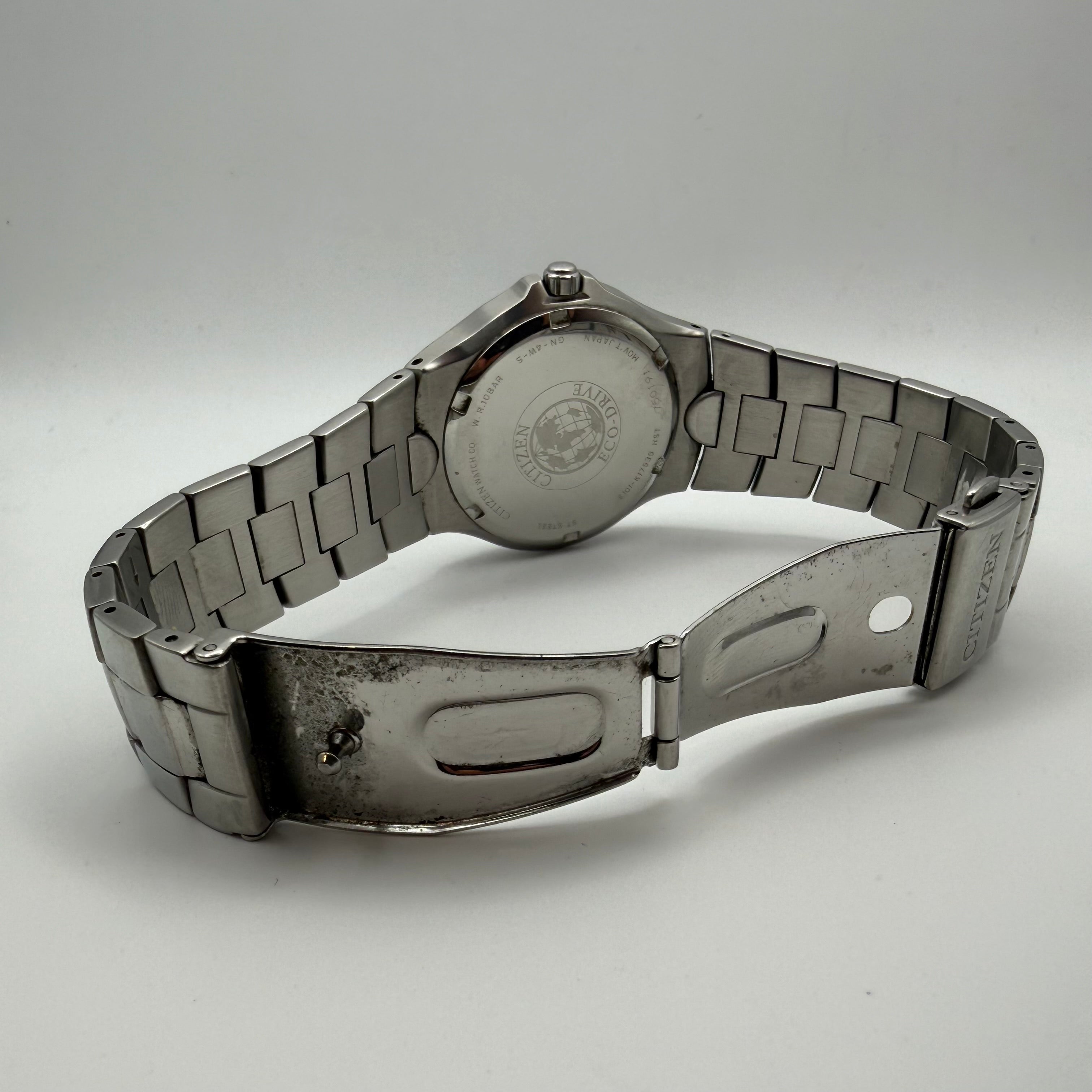 Citizen Eco-Drive WR100 Day-Date – Silver Dial- £89.99