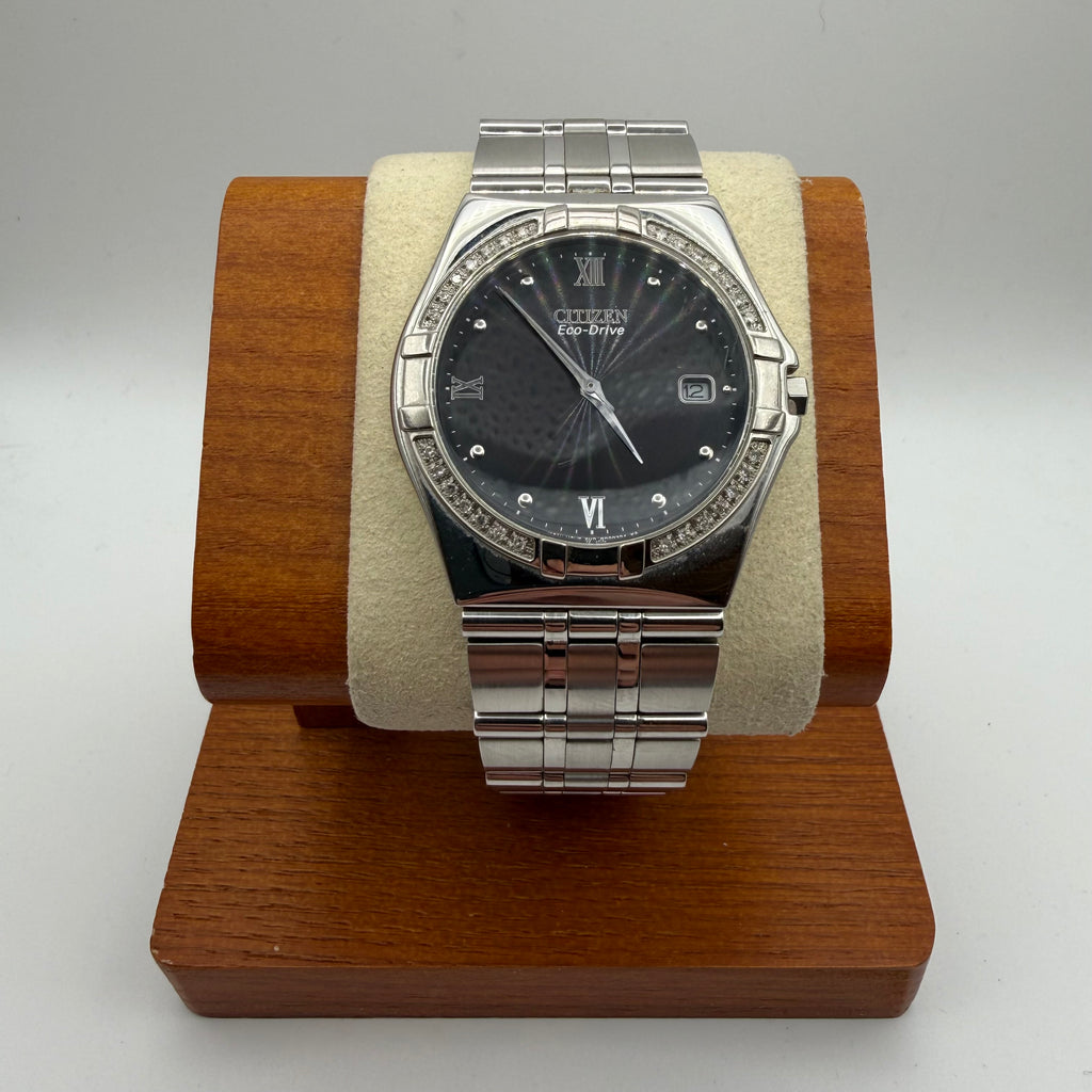 Citizen Eco-Drive Diamond Bezel – Stainless Steel – Black Dial- £69.99