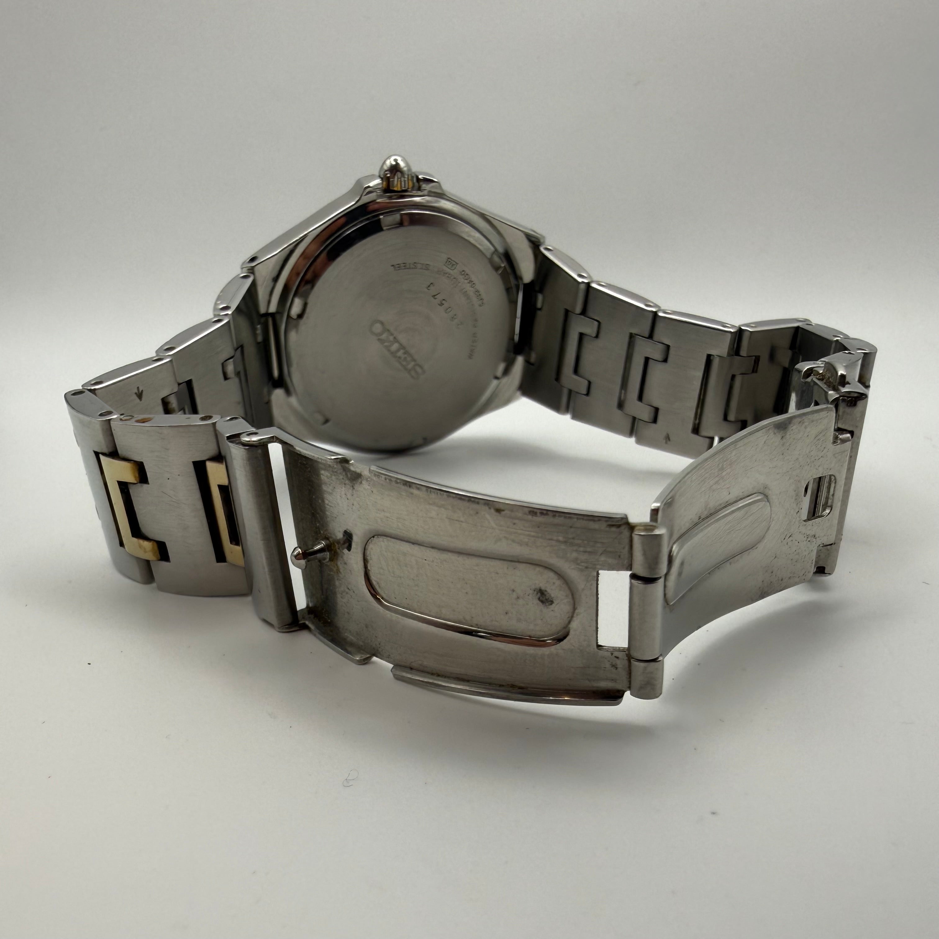 Seiko Kinetic Auto Relay 100m Blue Dial Two-Tone Date Watch- £119.99