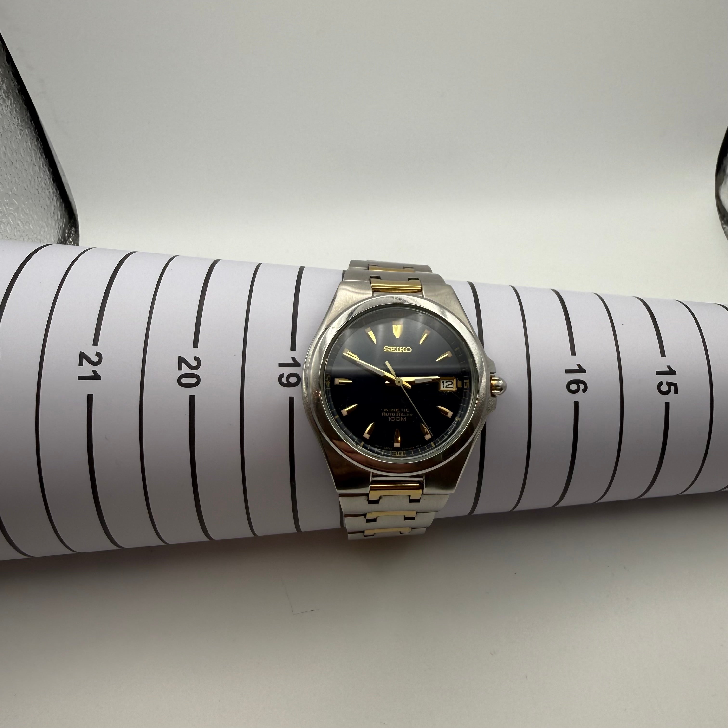 Seiko Kinetic Auto Relay 100m Blue Dial Two-Tone Date Watch- £119.99