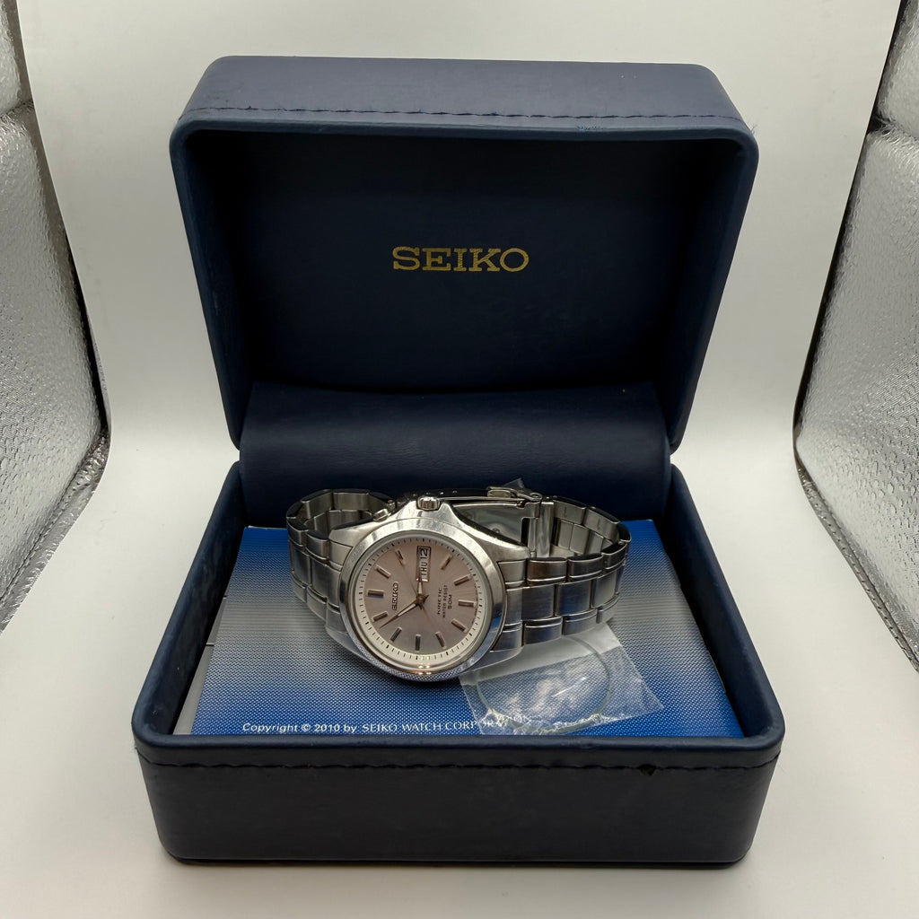 Seiko Kinetic 5M63-0B90 Day-Date Silver Dial- £109.99