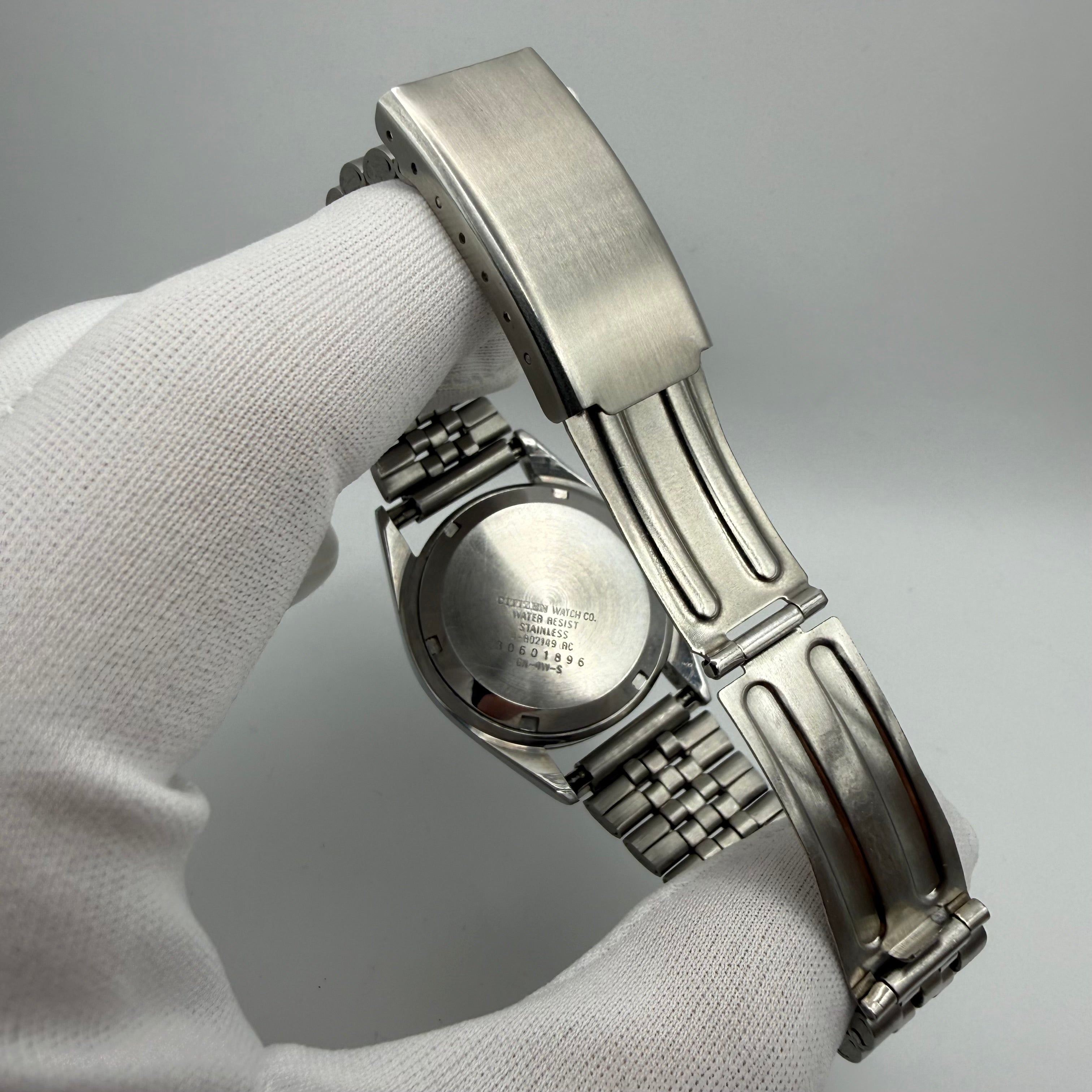 Citizen Eagle 7 Automatic Day Date – 21 Jewel Vintage Stainless Steel Watch- £79.99