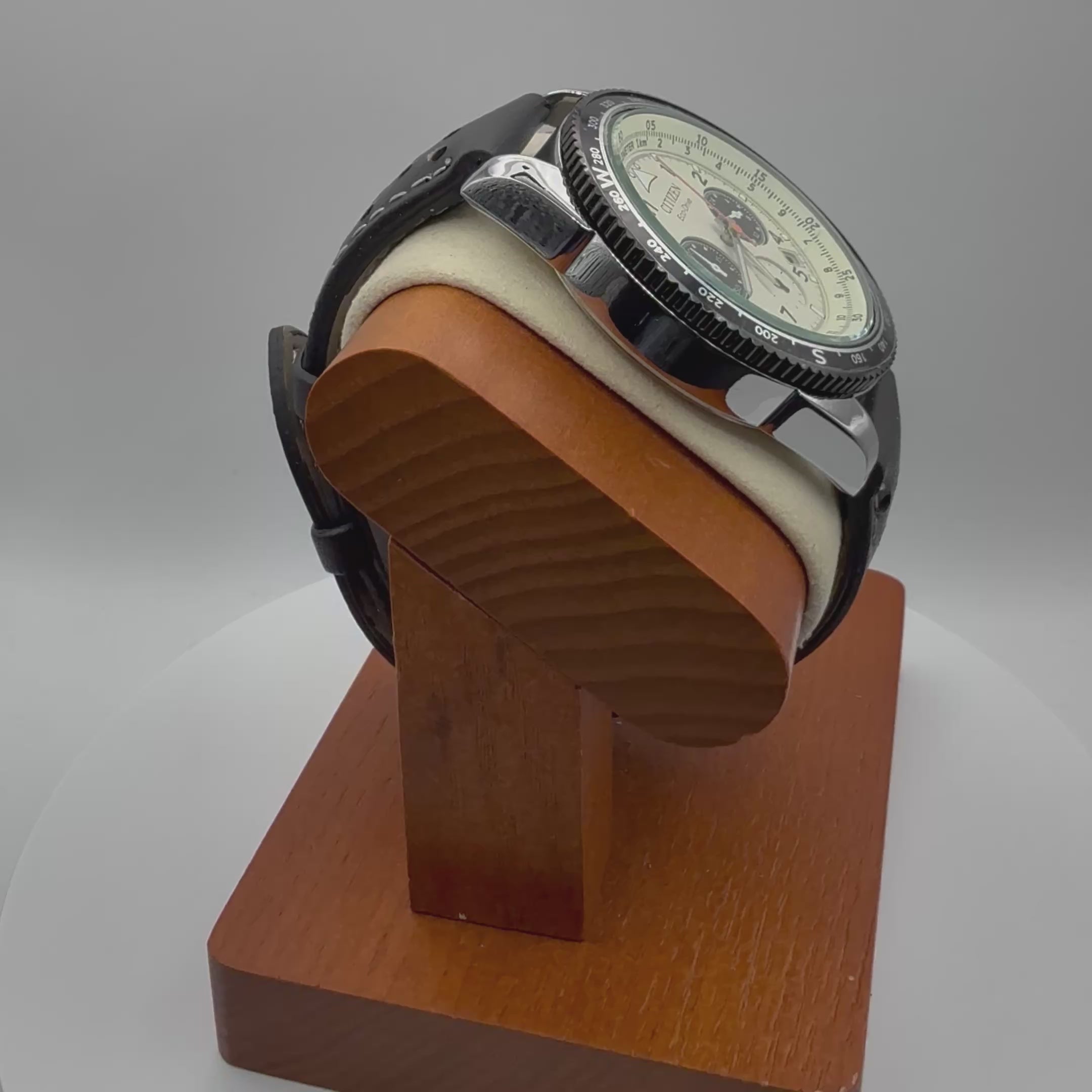 Citizen Eco-Drive Chronograph CA4210-24E – Pilot Telemeter – Cream Dial- £159.99