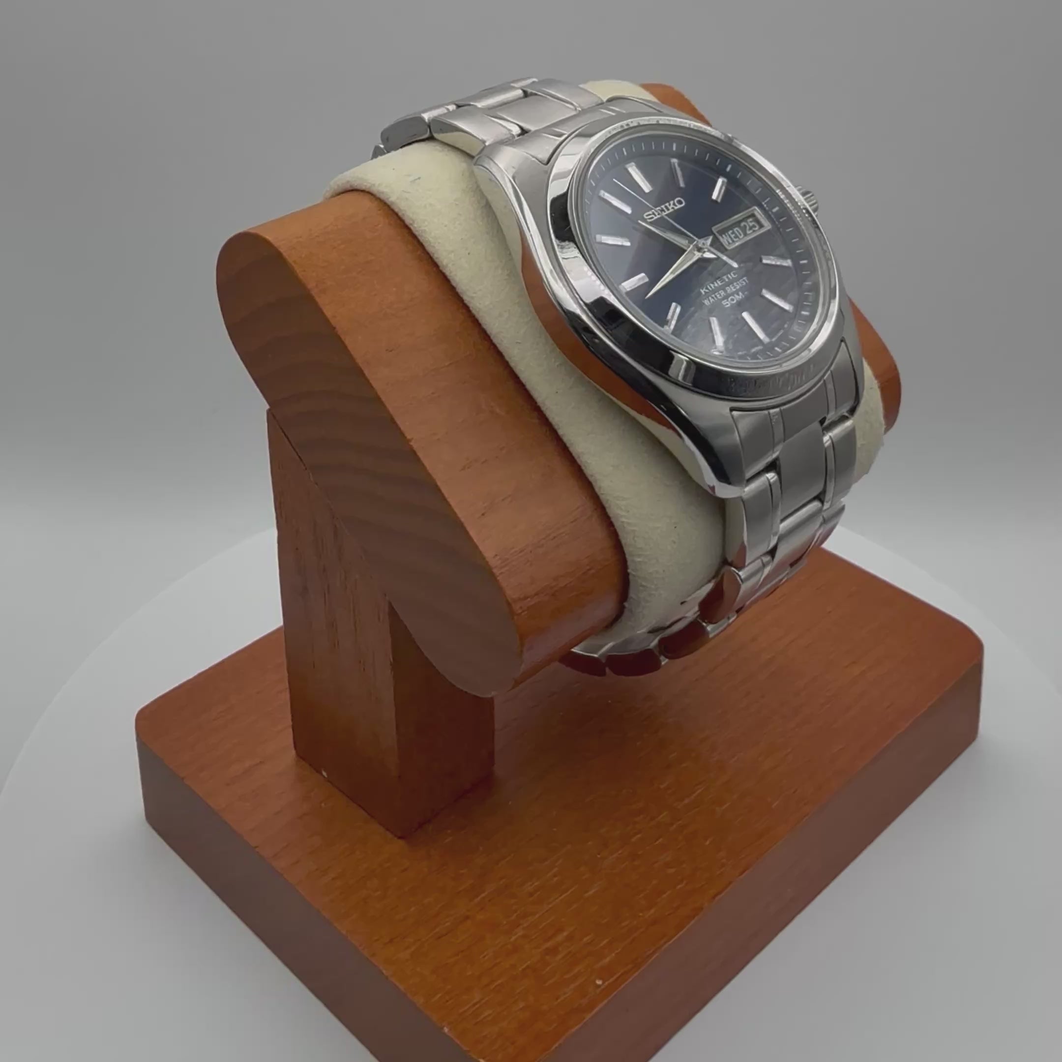 Seiko Kinetic 5M63-0B90- £119.99